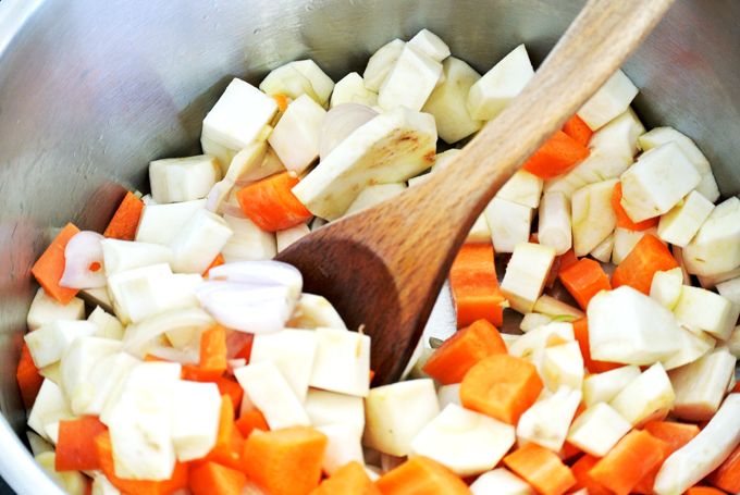 Tomatensauce mit Linsen, eine Sauce - viele Möglichkeiten, Eiweiß ohne Fleisch