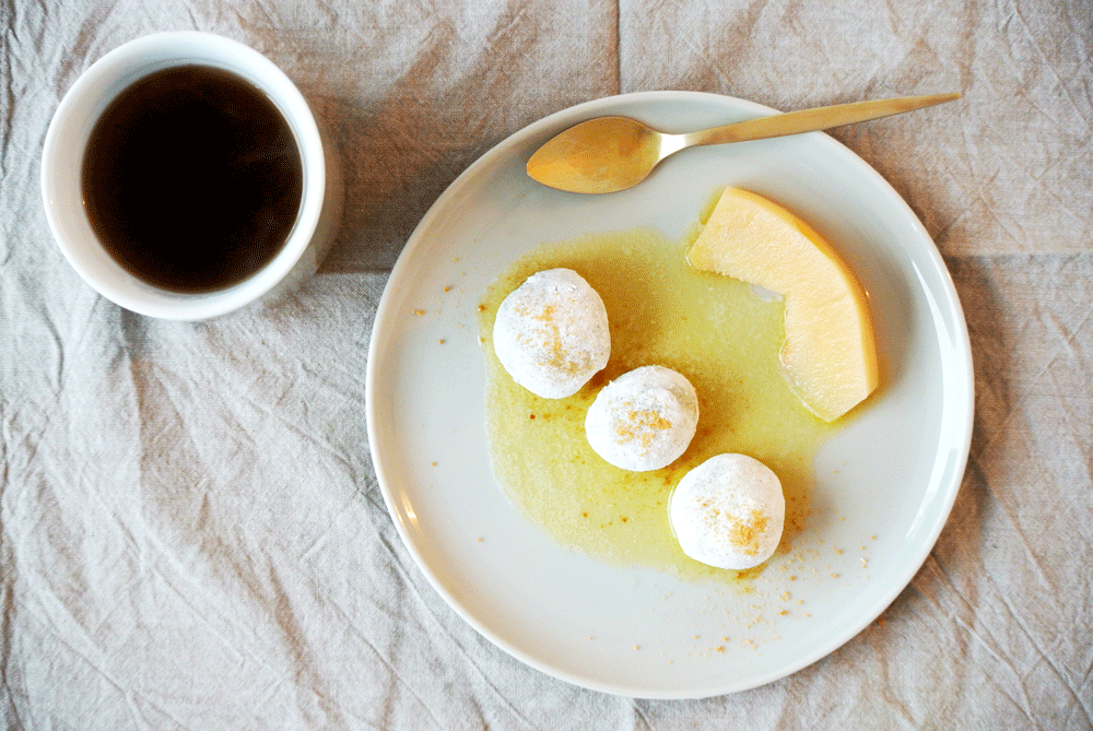 foodblog, fit essen, TCM Rezepte, besser essen, glutenfrei, Klebreis Bällchen, Powidl, Mohn, sticky rice ball